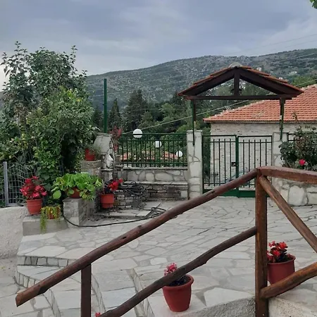 Дом отдыха Giota's Garden House *